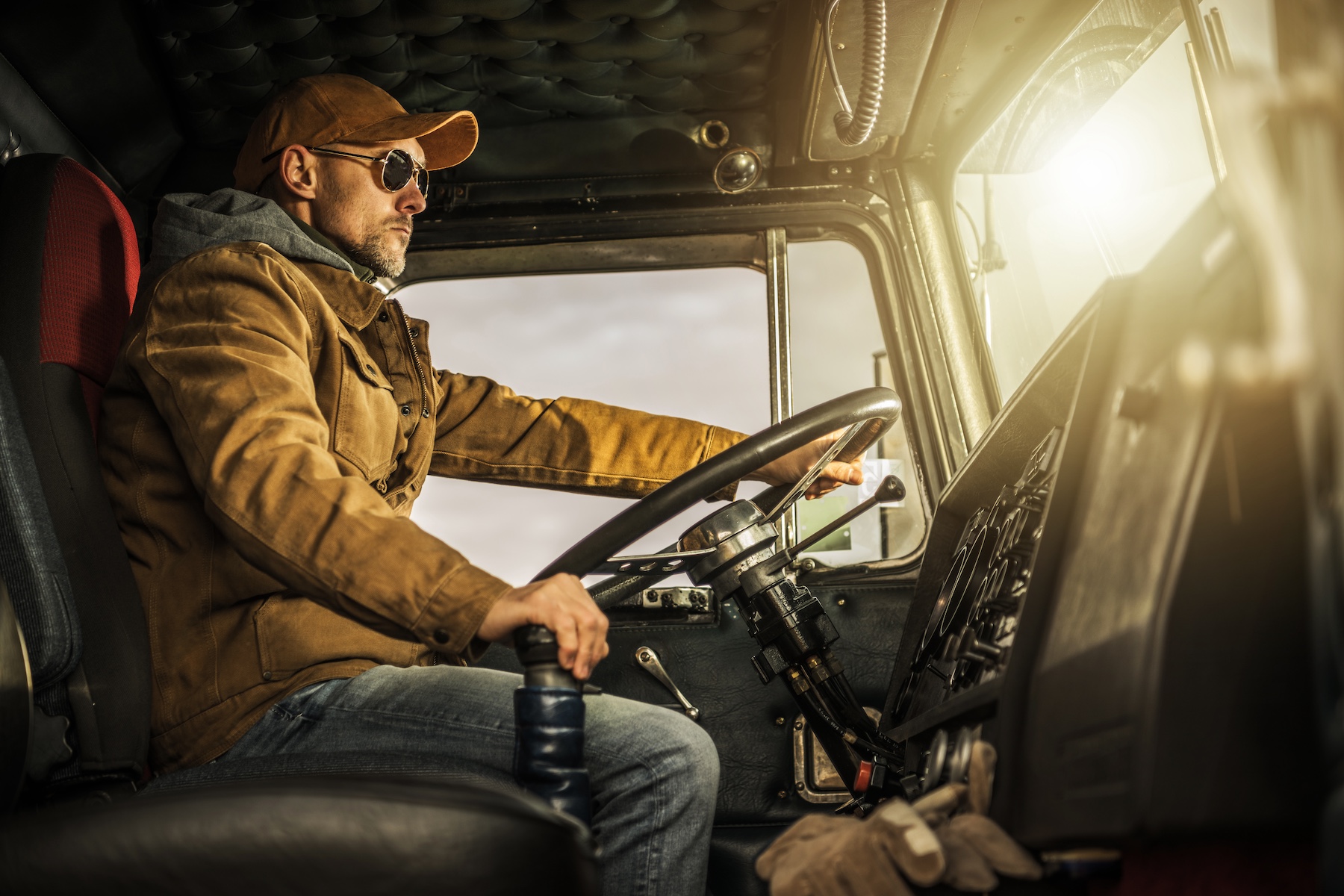 Full service truck solutions at Sunrise Express